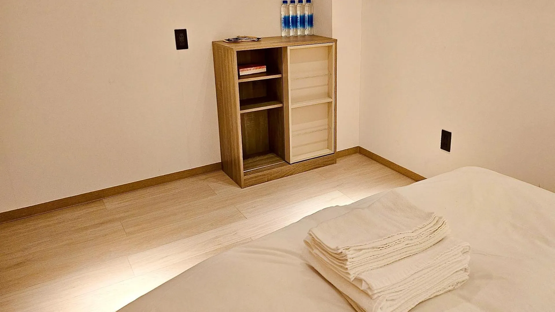 Mkg Home・芝 東京都 0*,  日本